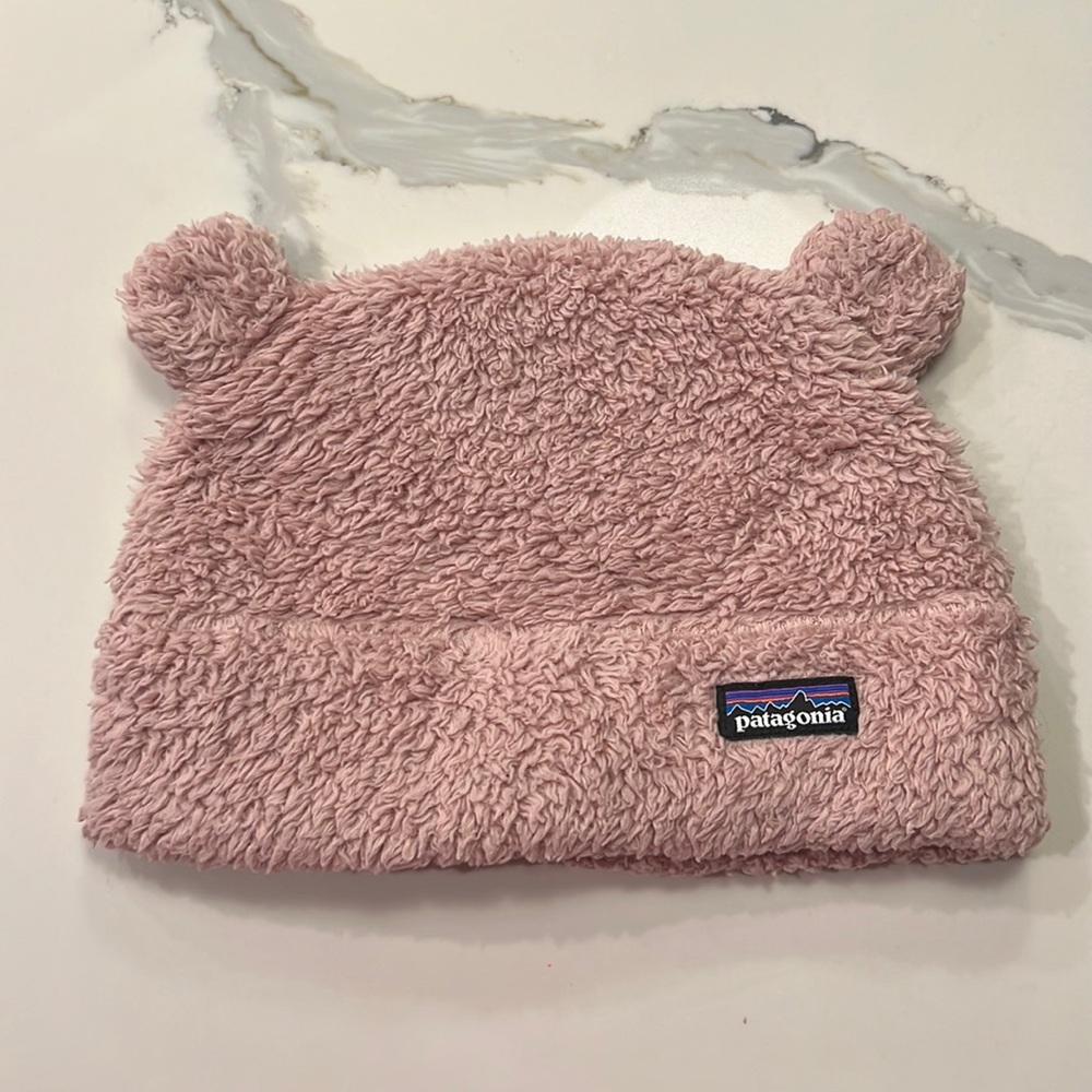 Patagonia baby furry friends hat size 5T